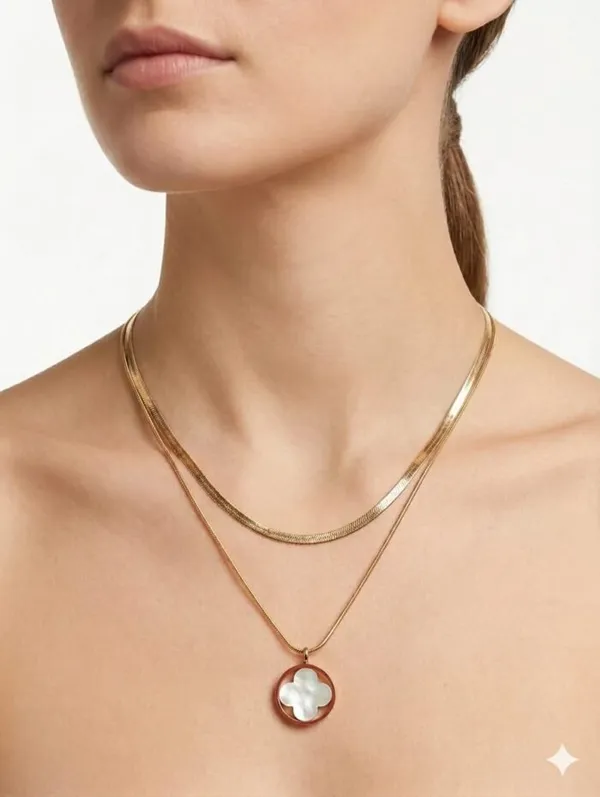 White_Gold_Alloy_Herringbone_Mother-Of-Pearl_Clover_Necklace_Set_For_Unisex