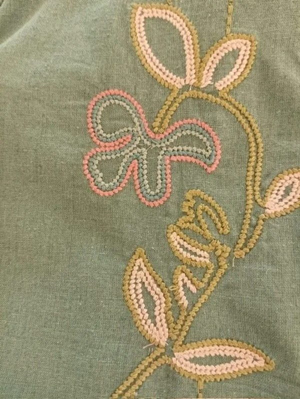 Teal_Cotton_Relaxed_Floral_Embroidered_Kurti_For_Women