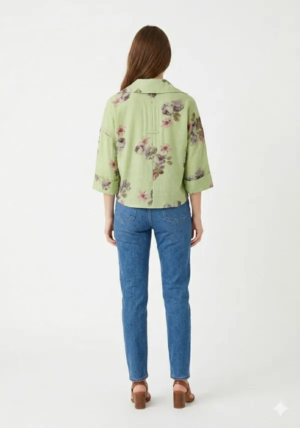 Pista_Green_Viscose_Floral_Boxy_Crop_Shirt_For_Women