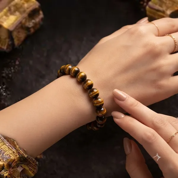 Tiger_Eye_Bracelet_|_Natural_Tiger’s_Eye_Crystal_Bracelet_for_Confidence,_Protection,_Focus,_Courage_&_Positive_Energy_|_Unisex_|_AAA_Quality