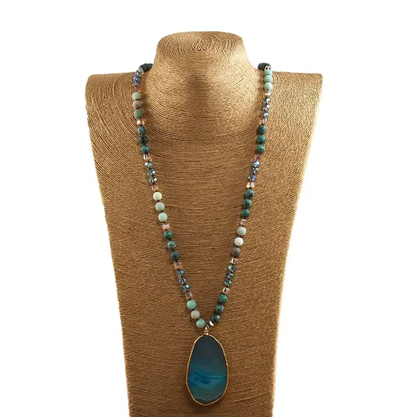 Ritambharaa_Natural_Blue_Agate_Pendant_Necklace_–_Handmade_Long_Beaded_Stone_Necklace_with_Gold-Tone_Pendant_for_Women,_Statement_Jewellery