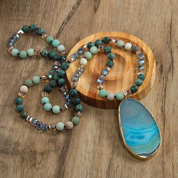 Ritambharaa_Natural_Blue_Agate_Pendant_Necklace_–_Handmade_Long_Beaded_Stone_Necklace_with_Gold-Tone_Pendant_for_Women,_Statement_Jewellery
