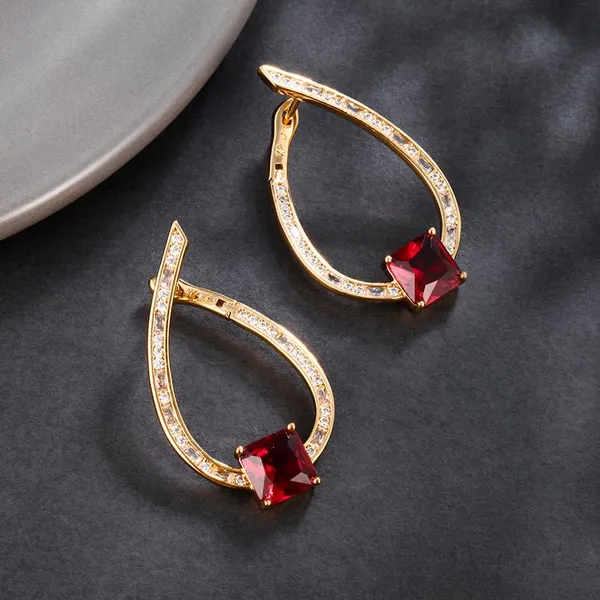 Geometric_Drop_Earrings_For_Women_|_18K_Gold_Plated_for_Your_Special_Day