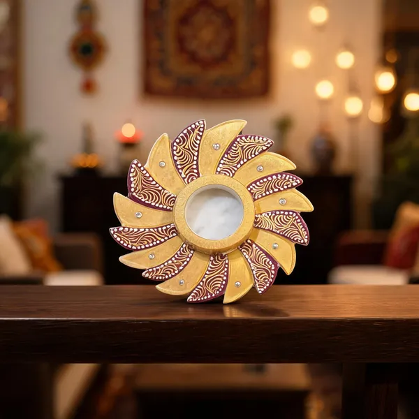 Marble_Festive_Petal_Hand_Painted_Tealight_Candle_Holder