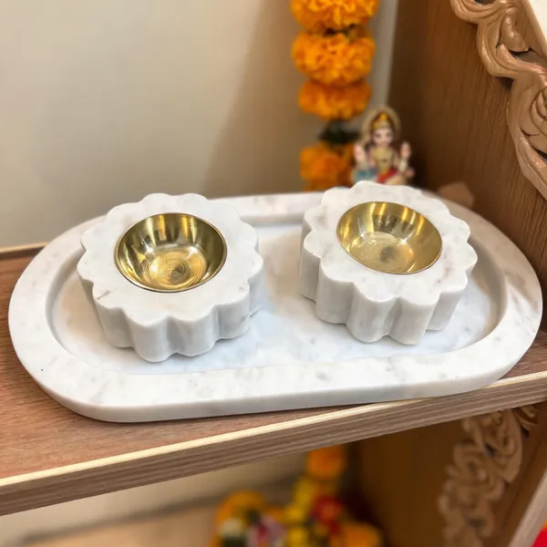 Marble_Pooja_Floral_Brass_Diya_With_Plate_Set_Of_3