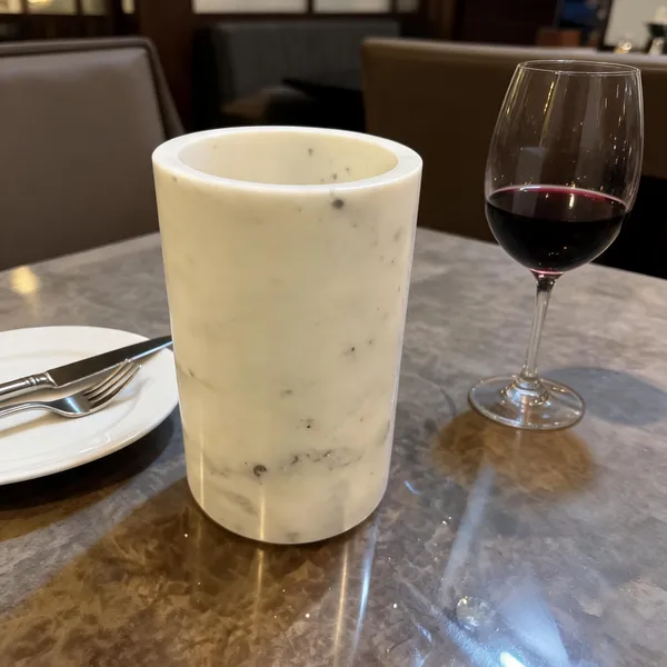 Marble_Minimal_Grey_Vein_Wine_Chiller