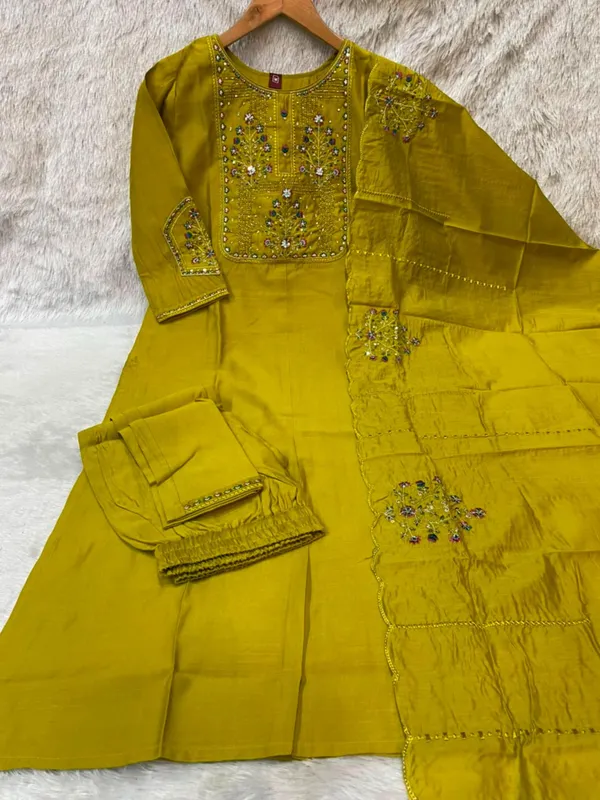Mustard_Embroidery_Viscose_Silk_Kurti_Set_|_Hand_Work_|_Festive_&_Party_Wear