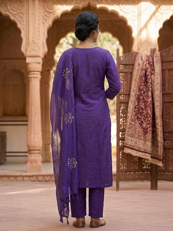 Blue_Embroidery_Viscose_Silk_Kurti_Set_|_Hand_Work_|_Festive_&_Party_Wear
