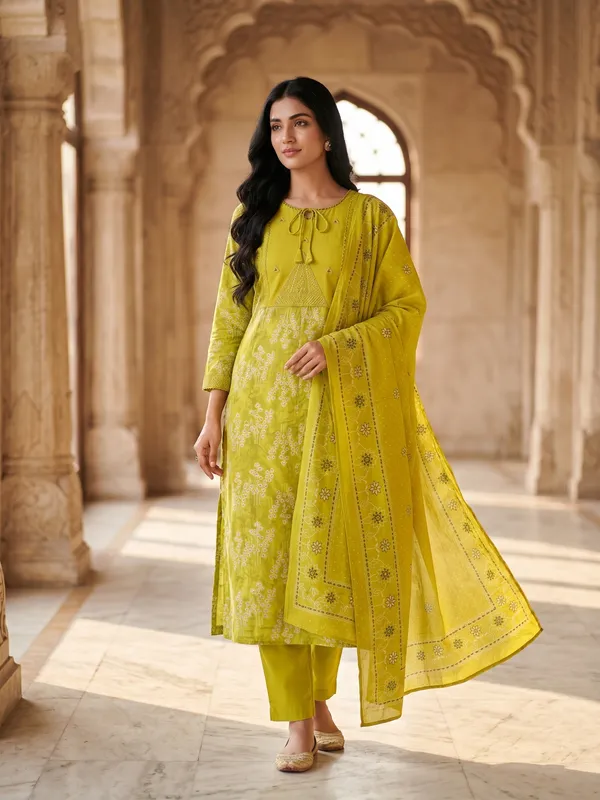 Women_Cotton_Kurti_Set_With_Handwork_Dupatta