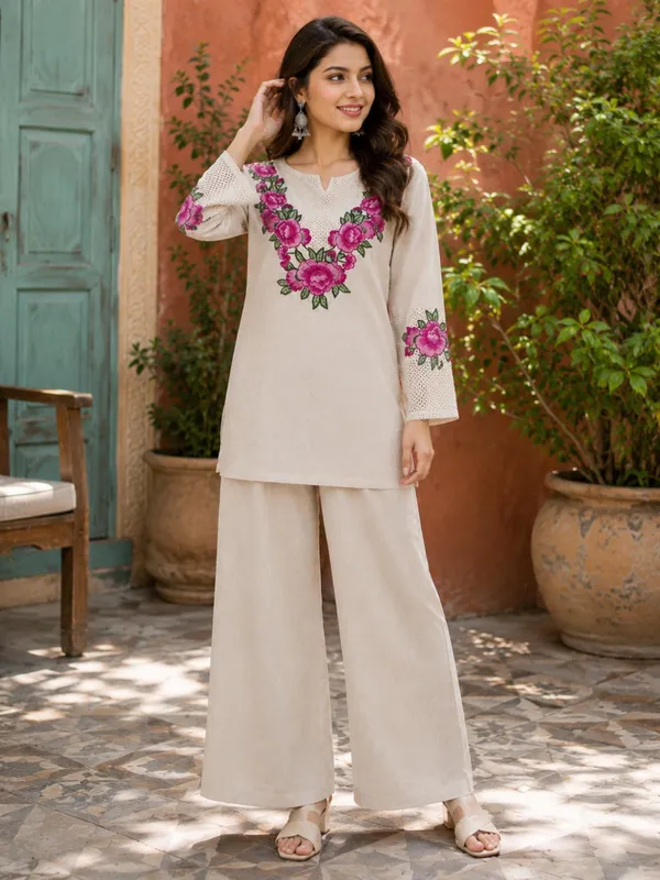 Multicolor_Embroidery_Jute_&_Khadi_Cotton_Stylish_Co-Ord_Set_


