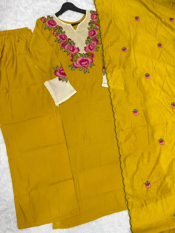 Musterd_Embroidery_Mal_Chanderi_Narkali_Kurti_Set