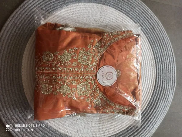 Premium_Tissue_Kurti_Set_With_Zari_Work