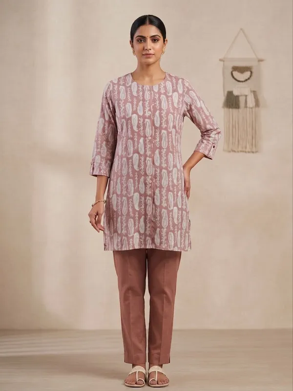 Stylish_Cotton_Short_Kurti_For_Women