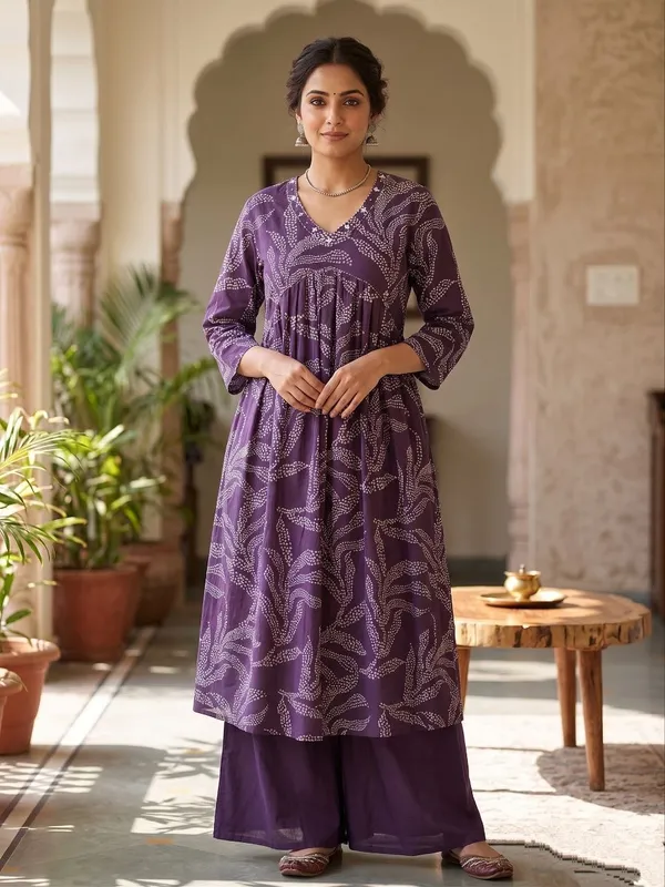 Elegant_Hand_Embroidered_Kurti_Pant_Set