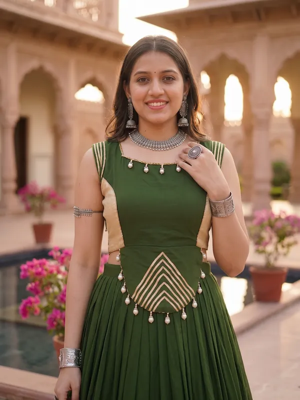 Navratri_Special_Mehndi_Sleeveless_Lehenga_Choli