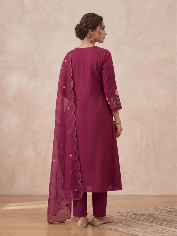 Pure_Cotton_Designer_Rani_Anarkali_Kurti_Set_with_Embroidery_Dupatta