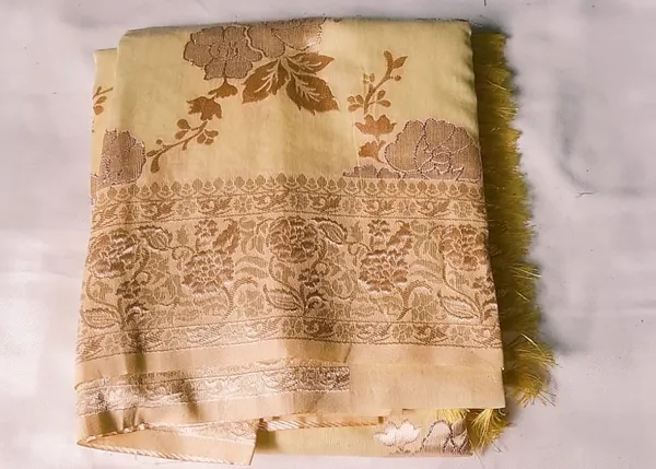 Tellow_Brocade_Floral_Pattern_Unstitched_Fabric