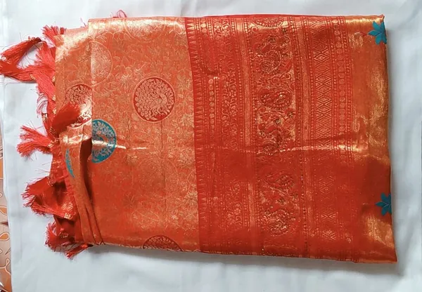 Orange_Silk_Traditional_With_Golden_Zari_Border_(South_Silk_Saree)