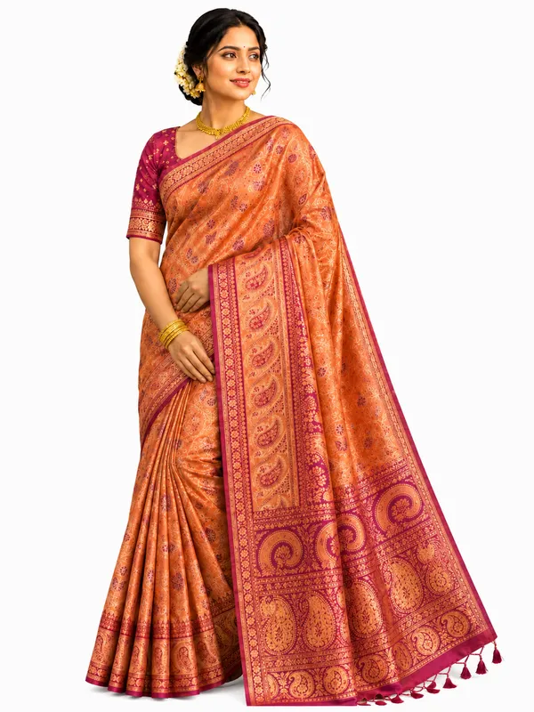 Peach_And_Maroon_Paisley_Print_Saree_With_Border