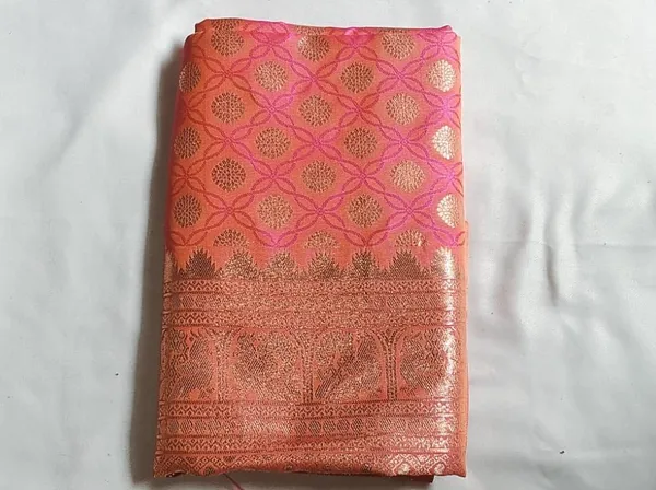 Pink_Soft_Fabric_Catpadar_Saree