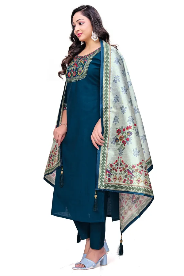 Teal_Georgette_Embroidered_Straight_Kurta_Pant_Set_With_Dupatta_For_Women