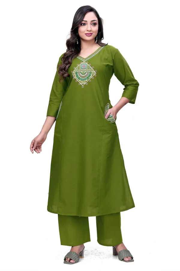 Green_Georgette_Embroidered_Straight_Kurti_Pant_Set_For_Women