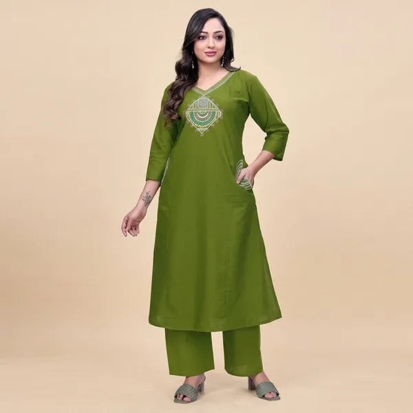 Green_Georgette_Embroidered_Straight_Kurti_Pant_Set_For_Women