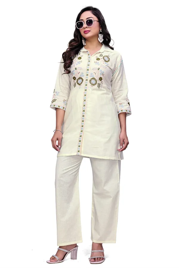 Cream_Georgette_Embroidered_Straight_Kurta_Pant_Set_For_Women