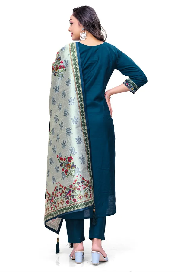 Teal_Georgette_Embroidered_Straight_Kurta_Pant_Set_With_Dupatta_For_Women