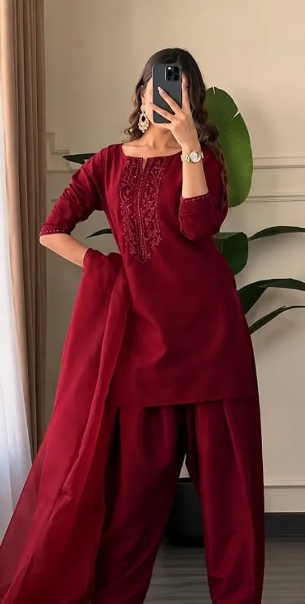 Maroon_Georgette_Embroidered_Straight_Kurta_Palazzo_Set_With_Dupatta_For_Women