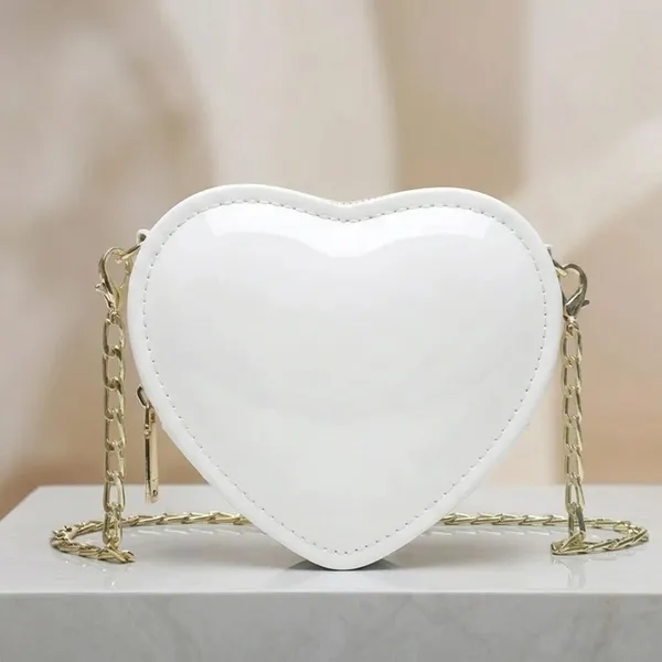 Veloure_Cordelia_Patent_Heart_Bag_-_Luxury_Glossy_Crossbody_Clutch