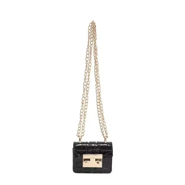 Veloure_Elixir_Crystal_Perfume_Bottle_Luxury_Mini_Evening_Bag