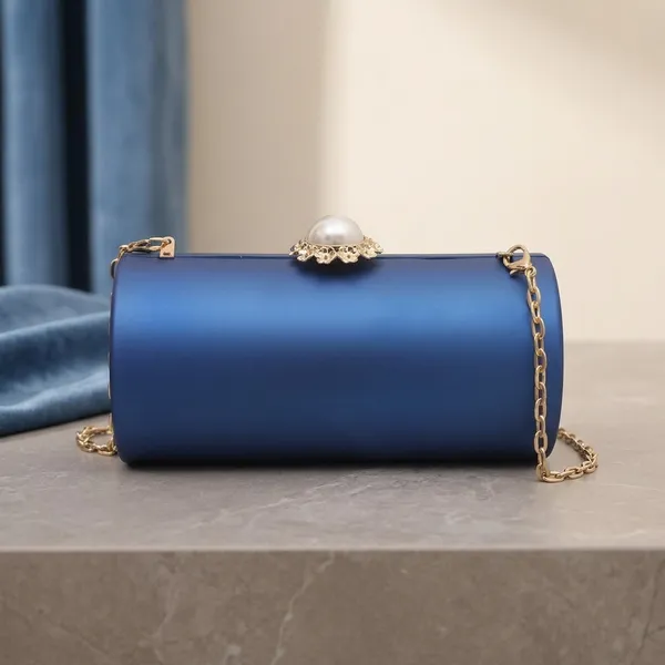 Veloure_Blue_Glass_Crystal_Geometric_Hardcase_Evening_Clutch_For_Women