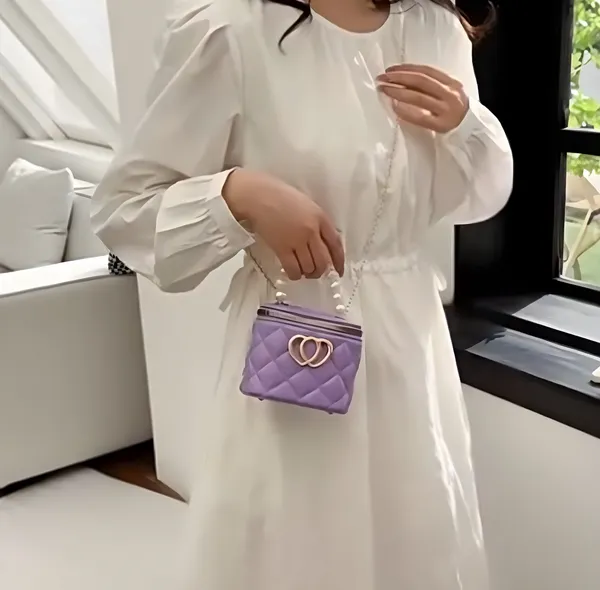 Veloure_Seraphina_Pearl_Vanity_Case_-_Luxury_Quilted_Pink_Jelly_Bag
