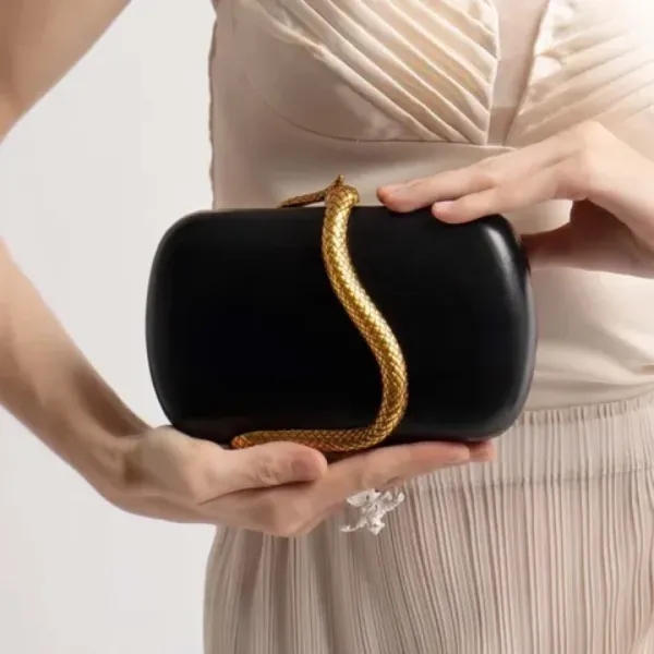 Veloure_Seraphina_Snake_Clutch_-_Luxury_Hard_Shell_Serpent_Evening_Bag