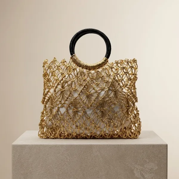 Veloure_Solana_Metallic_Gold_Woven_Tote_Bag_With_Ring_Handle
