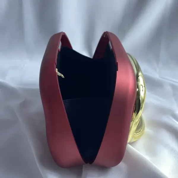 Veloure_Zara_Clutch_|_Minimalist_Luxury_Sculptural_Evening_B