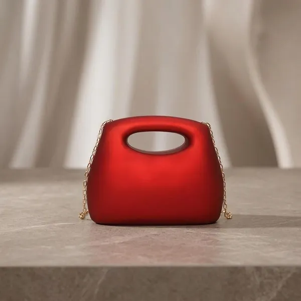Veloure_The_Prism_Crystal_Acrylic_Clutch_In
