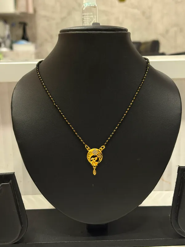 Black_And_Gold_Plated_Brass_Bead_Mangalsutra_For_Women