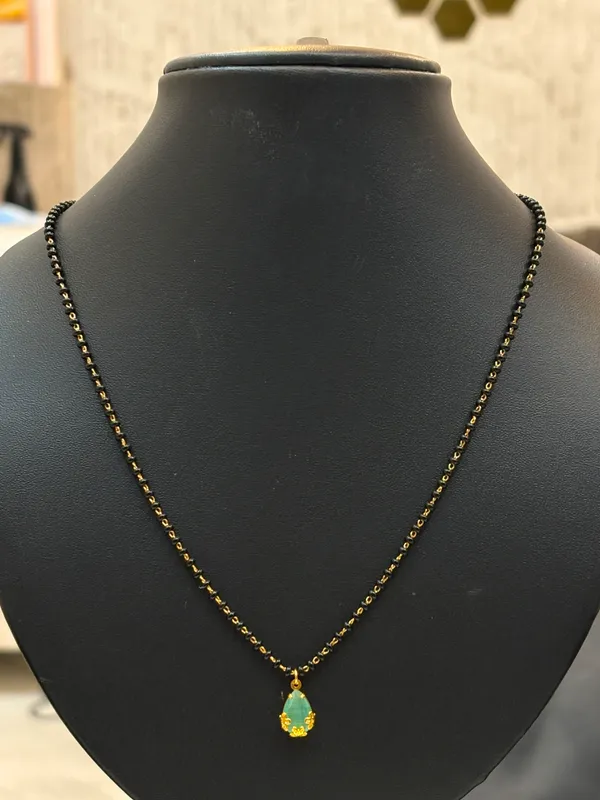 Black_And_Gold_Plated_Bead_Green_Pendant_Mangalsutra_For_Women