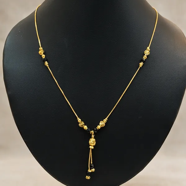 Black_And_Gold_Plated_Bead_Traditional_Mangalsutra_For_Women