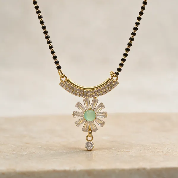 Black_And_Gold_Plated_Bead_Floral_Pendant_Mangalsutra_For_Women