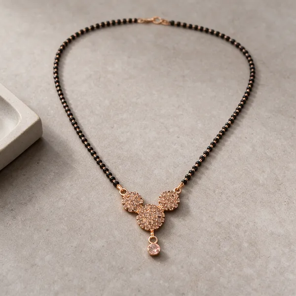 Black_And_Gold_Plated_Stone_Bead_Mangalsutra_For_Women