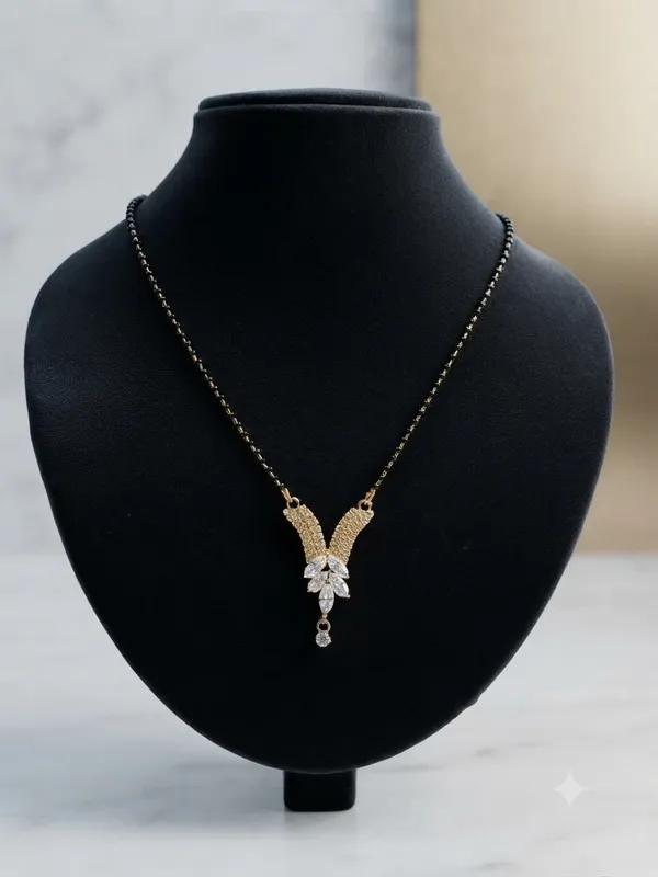 Avira_Mangalsutra_–_Premium_Gold_Finish