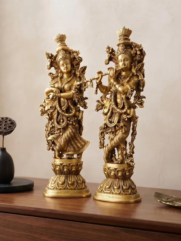 Divine_Radha_Krishna_Flute_Playing_Idol_Set_–_Golden_Finish_(29)
