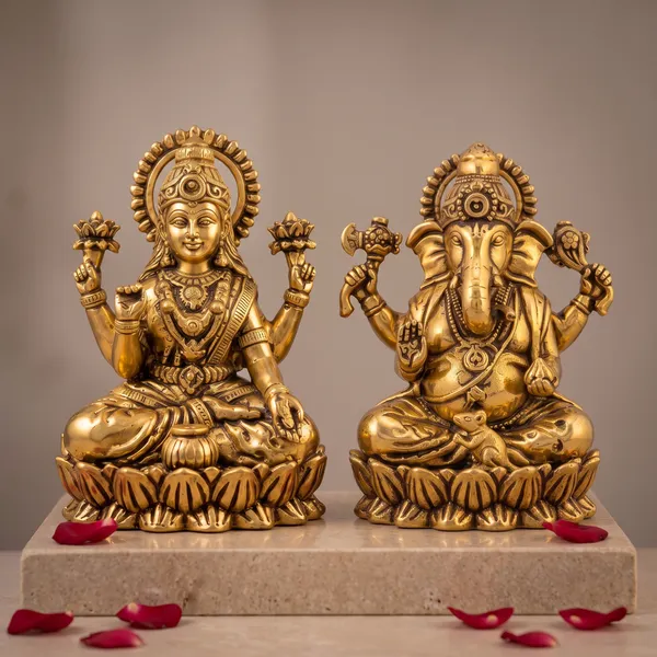 Antique_Brass_Lakshmi_Ganesha_Idol_Set_On_Lotus_Base