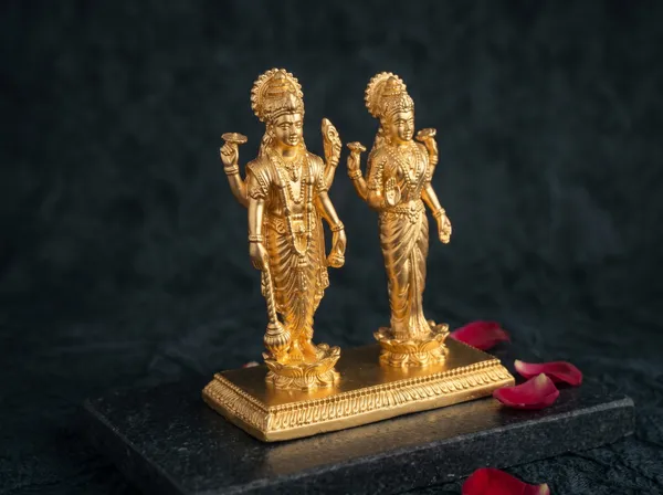 Gold_Brass_Lakshmi_Narayan_Idol_Set_On_Lotus_Base