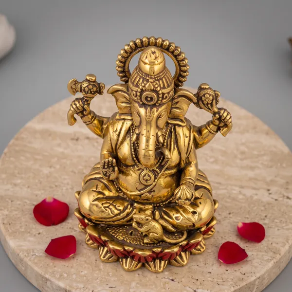 Antique_Brass_Ganesha_Idol_Seated_On_Lotus