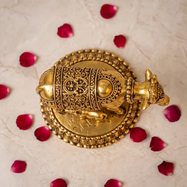 Antique_Brass_Kamdhenu_Cow_With_Calf_Idol