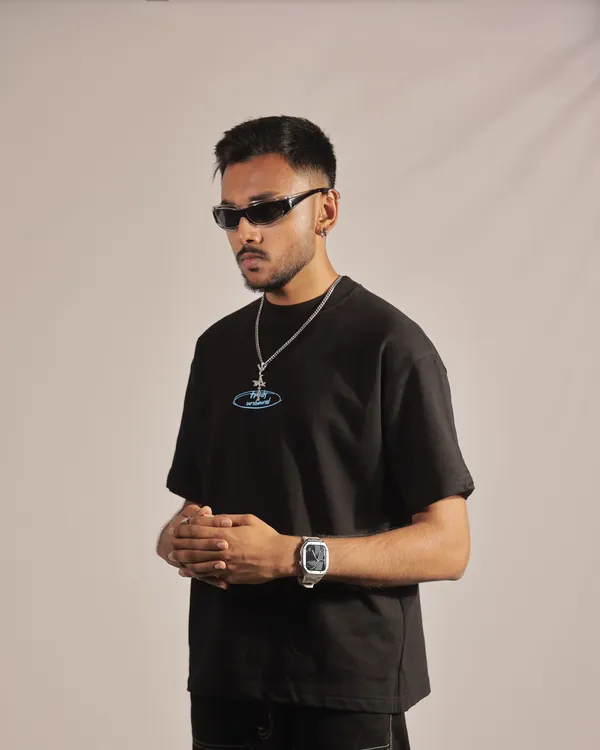 Unisex_Black_Graphic_Crew_Neck_T-Shirt